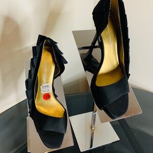 Christian Siriano Black Satin pumps size 8.5